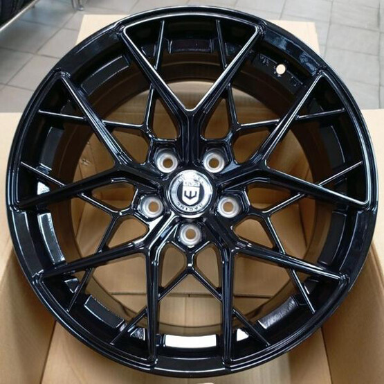 Диск Iwheel Ivf-754 18x8 5x108 ET35 DIA73.1 B